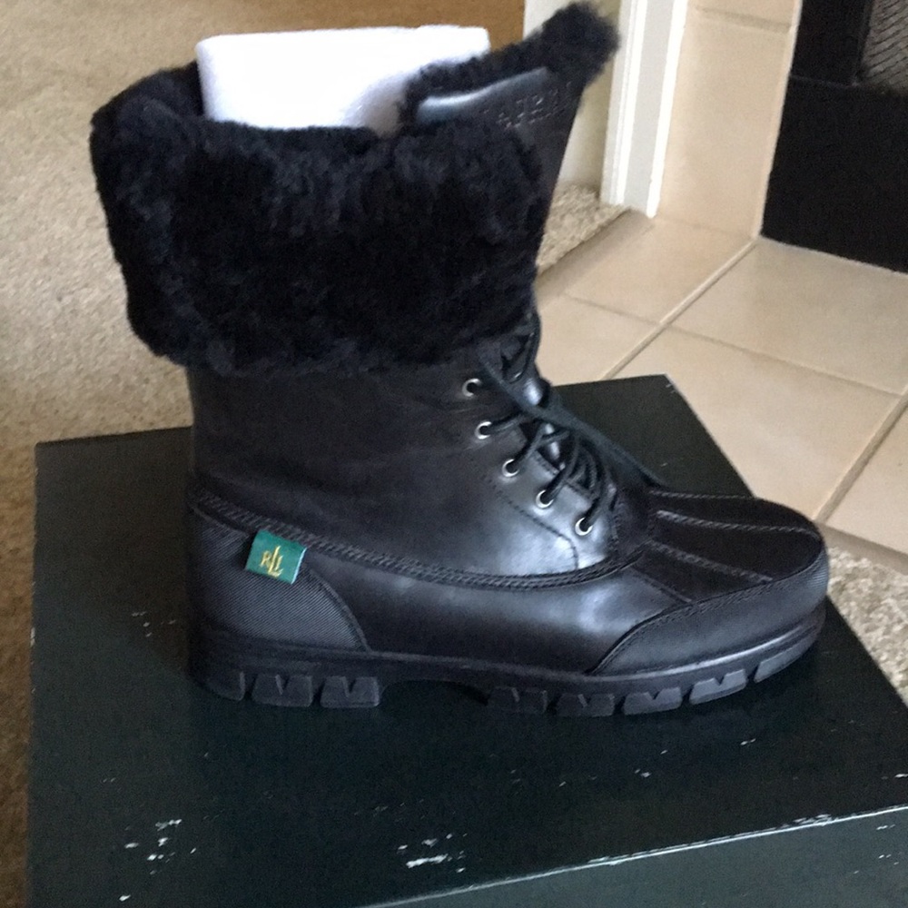 Ralph Lauren Black  Leather winter boot with fur
